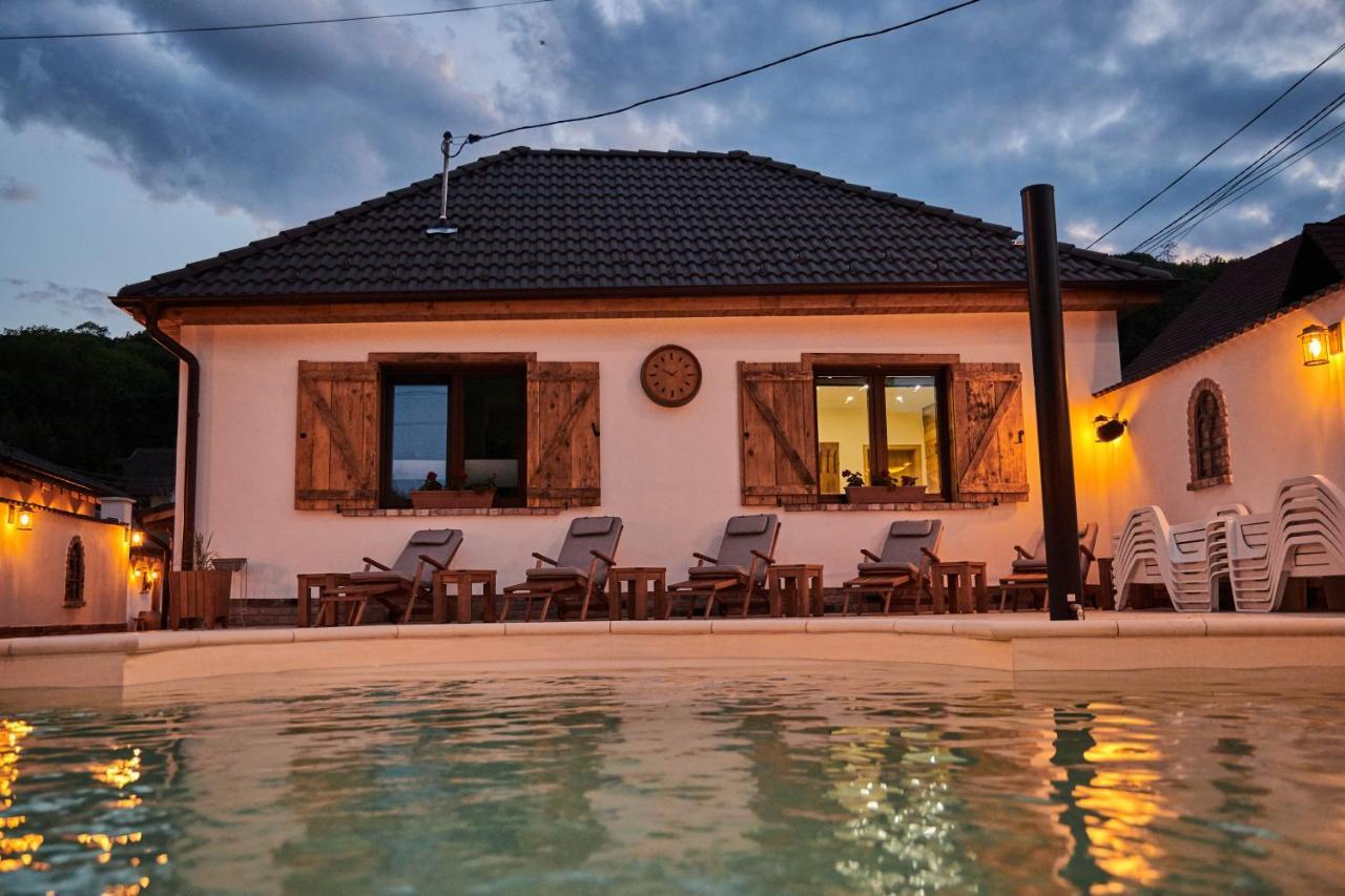 Complex Butoaiele Transilvaniei - Cazare & Spa - Natura - Relaxare Mediaş Exterior foto